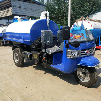 興泰吸糞車 小型環(huán)衛(wèi)與農(nóng)用吸污車的實(shí)用之選，電話議價(jià)更靈活